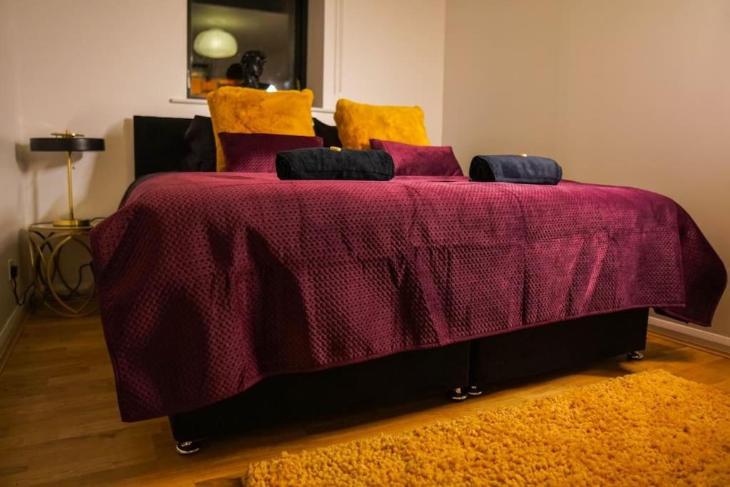 Tower 56 Central, Stylish & Fun * York